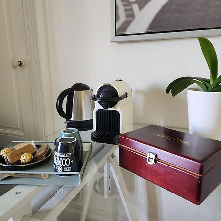 La Fee Des Eaux Bed & Breakfast Vernaison Dış mekan fotoğraf